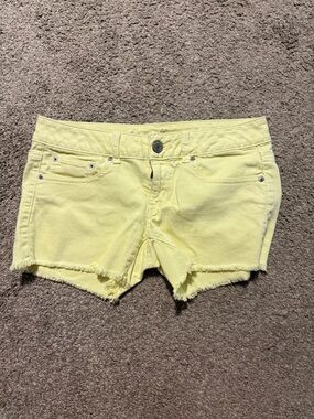 American Eagle Stretch Yellow Denim Cutoff Shorts Size 6